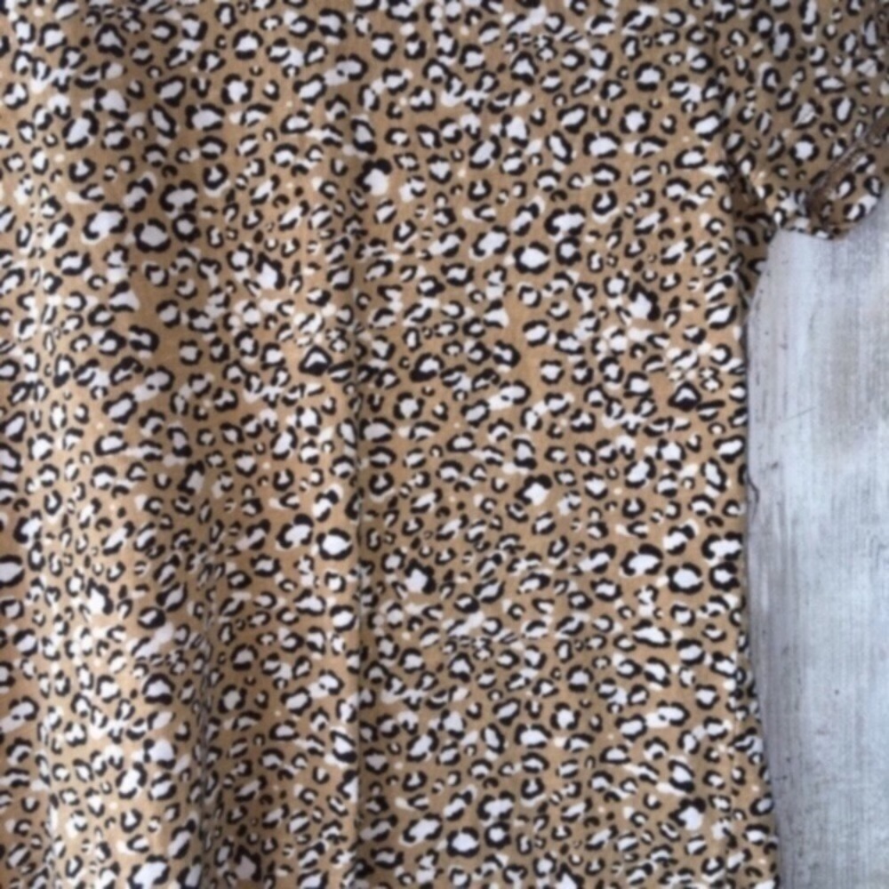 J.Crew Leopard Print Studio Tee Small Brown Black Casual Cotton Top - Picture 2 of 4